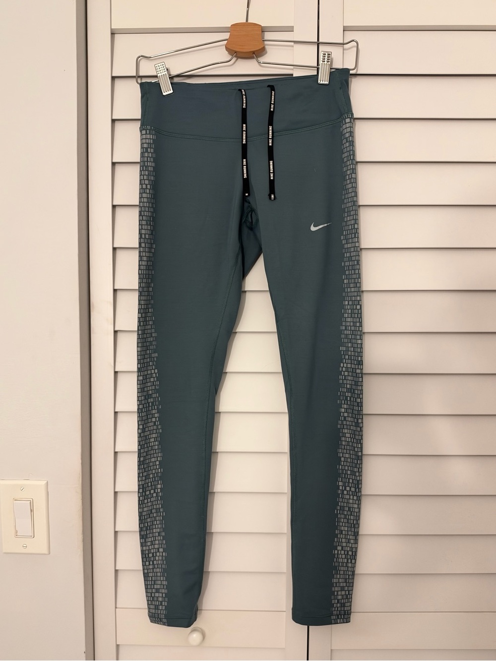 Nike Women Flash epic reflective Run Green High-Waist Performance Leggings